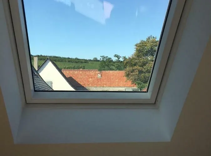 Fuer Zwei Personen In Romantischem Weindorf