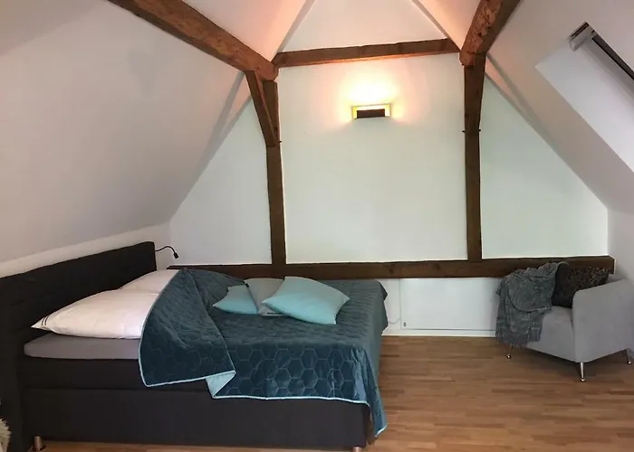 Für Zwei Personen In Romantischem Weindorf *